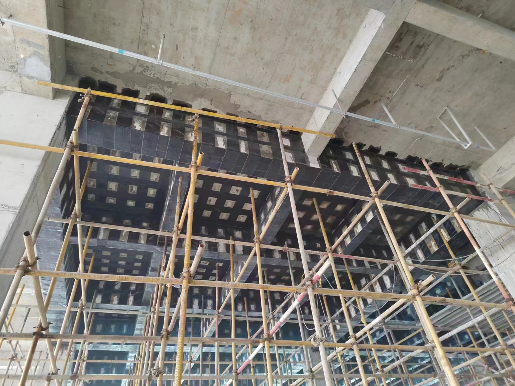 栾城加固公司承接植筋 粘钢 碳纤维等加固工程 资质齐全